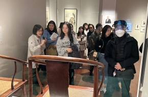 按下放大相片
